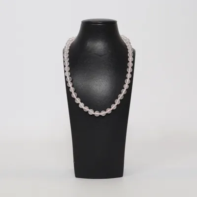 Halsband (rosenquarz perlenkette handgeknotet) Okänd metall