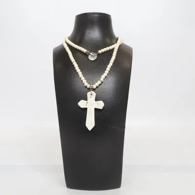 Collier (Beige) Métal inconnu