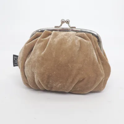 Portmonnä (Beige) från Face Stockholm