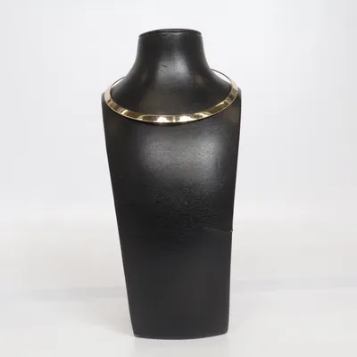 Choker (Guldfärgad) från Style by Tyra Okänd metall