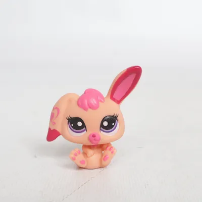 Toy figurine (Beige, Pink) from Littlest Pet Shop
