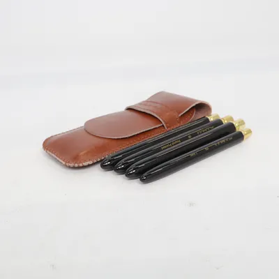 Pinceau (Noir, Marron) de Fuumuui