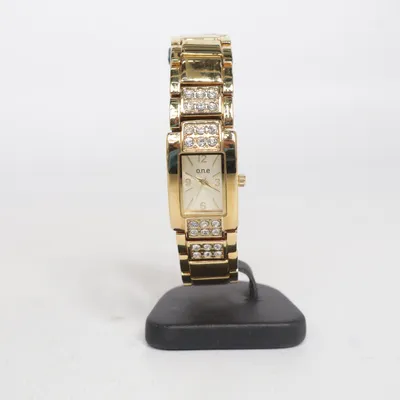 Montre (Or) de O.n.e