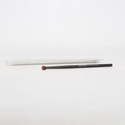 Sminkborste (Mini Fan Brush) från Reviderm