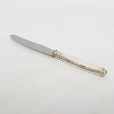 Knife (Silver) from NR.