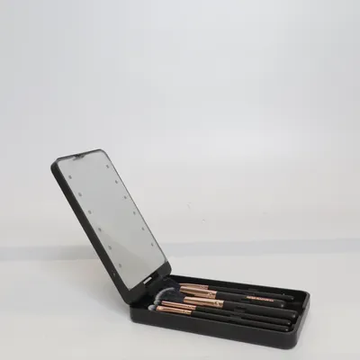 Sminkborste (3042598) från Flying Tiger