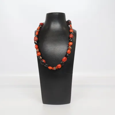 Halsband (Röd, Svart, Brun) Snäckor