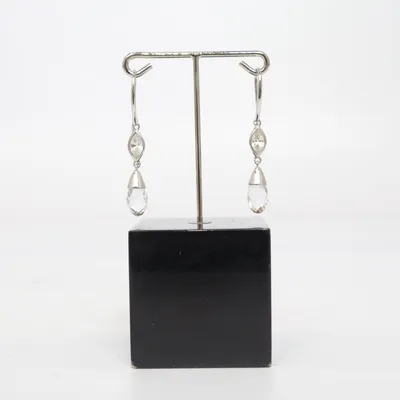 Örhängen (Silverfärgad, Transparent) Okänd metall