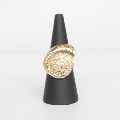 Ring (Guldfärgad) Okänd metall