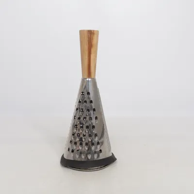 Râpe (Argent, Marron, Noir) de Leif Mannerström