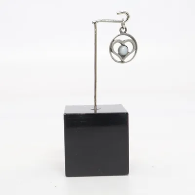 Hänge (Silverfärgad) från Jenna Okänd metall