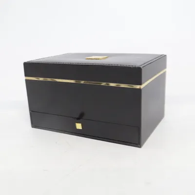 Jewelry storage (Black, Gold) from Linda Farrow