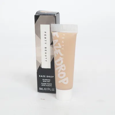 Foundation (Eaze Drop Blurring Skin Tint) från Fenty Beauty