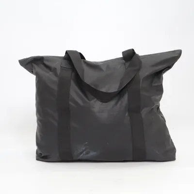 Weekendtaske (Sort) fra Rains Polyester, Polyurethan