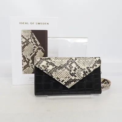 Mobilväska (iphone 2020 6.1") från iDeal of Sweden