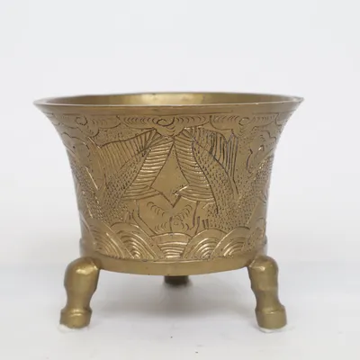 Collectible (Yellow, Gold)