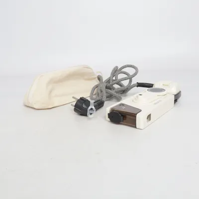 Household appliance (White, Black) from Melissa