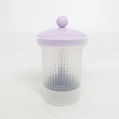 Tea strainer (Purple) from Bodum