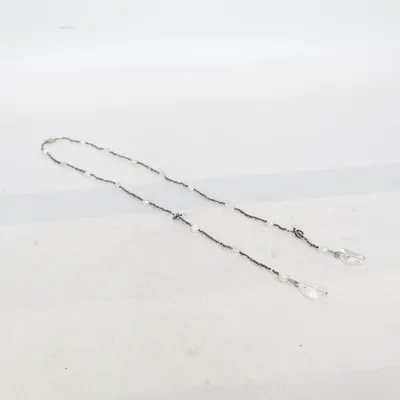 Kroppssmycke (Svart, Vit) från Snö of Sweden Okänd metall