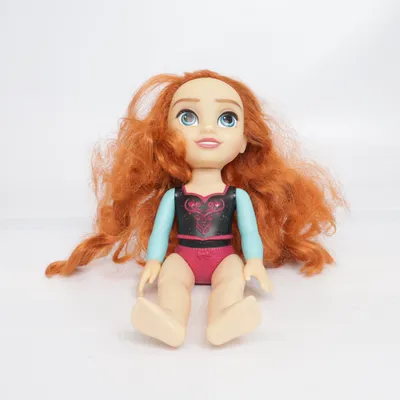 Docka (Röd, Blå, Svart) från Jakks Pacific