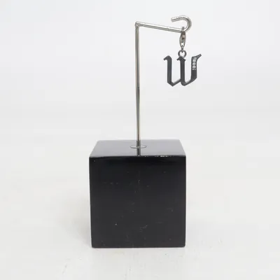 Charm (Silver) Unknown metal