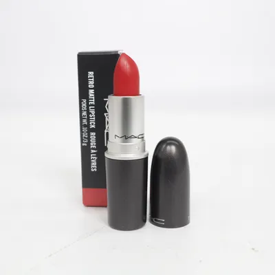 Lippenstift (Zwart, Rood) van MAC