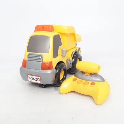 Remote controlled toy (Yellow) from Top-Toy