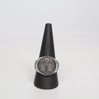Ring (Silverfärgad) Okänd metall