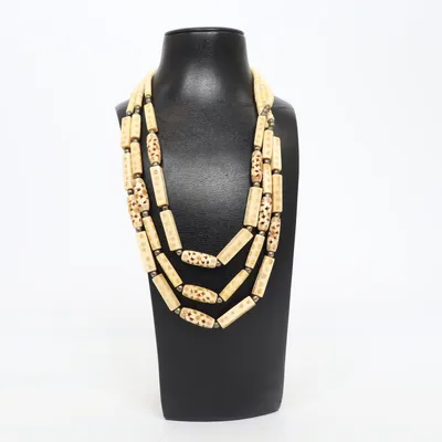 Halsband (Gul, Flerfärgad) Okänd metall