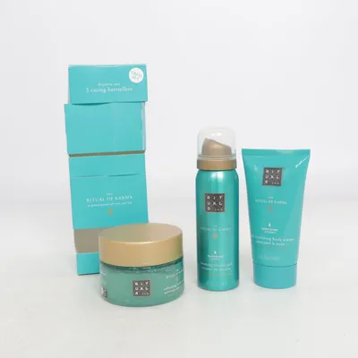 Skincare set (The Ritual Of Karma) van Rituals