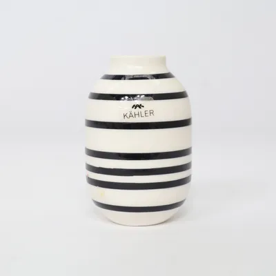 Vase (Sort, Hvid) fra Kähler