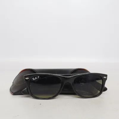 Solglasögon (RB 2132 New Wayfarer) från Ray-Ban