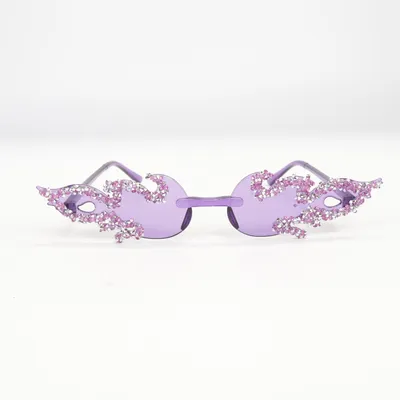 Solglasögon (festival sunglasses, rhinestone sunglasses, pink sunglasses, bling sunglasses, glitter sunglasses, sparkly glasses, crystal sunglasses, statement sunglasses, novelty sunglasses, costume sunglasses, party sunglasses, rave sunglasses, clubwear sunglasses, y2k sunglasses, retro sunglasses, aesthetic sunglasses, instagram style sunglasses, tiktok style sunglasses, rimless sunglasses, frameless sunglasses, unique shape sunglasses, designer style sunglasses, edgy sunglasses, bold fashion sunglasses, glam sunglasses, luxury look sunglasses, eye catching sunglasses, womens sunglasses, unisex sunglasses, trendy eyewear, streetwear sunglasses, fashion accessories, cosplay glasses, carnival glasses)