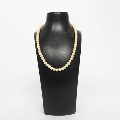 Halsband (Vit) från Silver Okänd metall