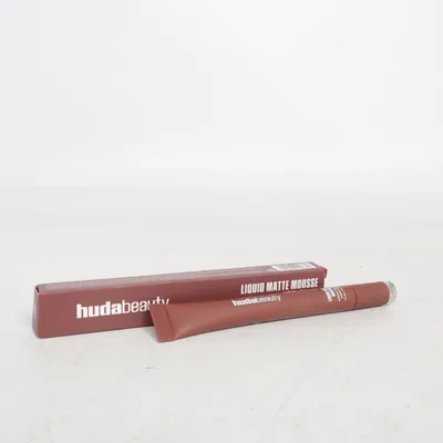 Lippenstift (Liquid Matte Mousse) von Huda Beauty