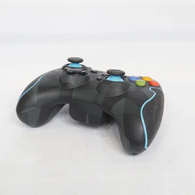 Game controller (Black, Blue, Multicolored)