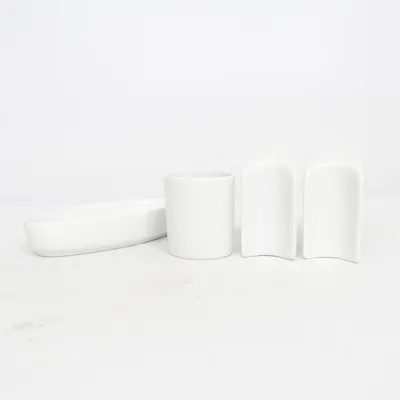 Salt & pepper shakers (White) from Xantia