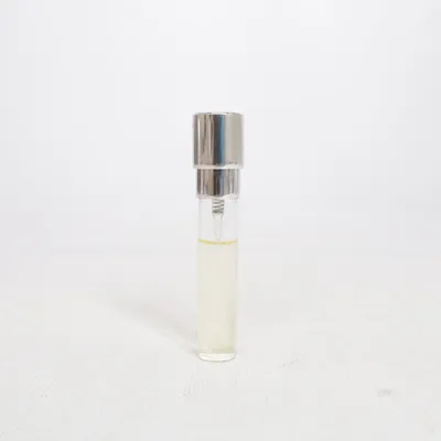 Eau de parfum (Liquified Amber) fra EX Nihilo