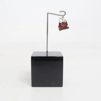 Charm (Red, Multicolored) from Peanuts Unknown metal