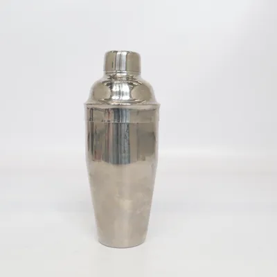 Cocktail shaker (Silverfärgad) från Table Top Stories