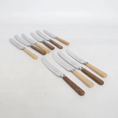 Knife (Chevalier)