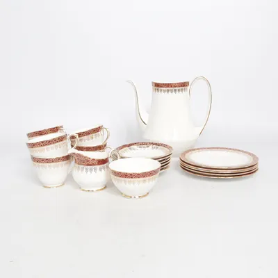 Ensemble de vaisselle (Blanc, Or, Rouge)