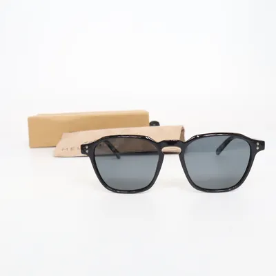 Solglasögon (Svart) från Meller