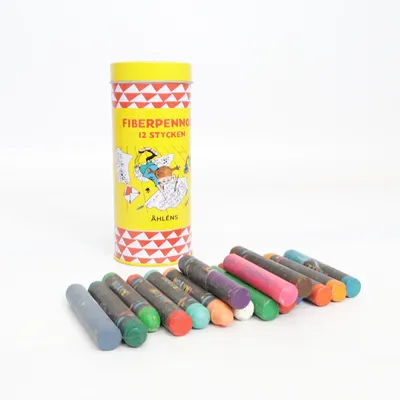 Kritor (PIPPI LÅNGSTRUMP PLÅTBURK GUL ) från Åhléns