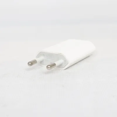 Mobile charger (A1400) from Apple