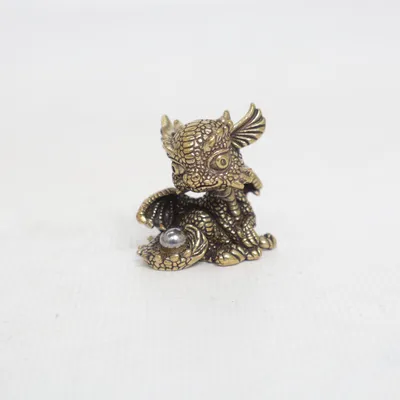 Beeldje (Goud)