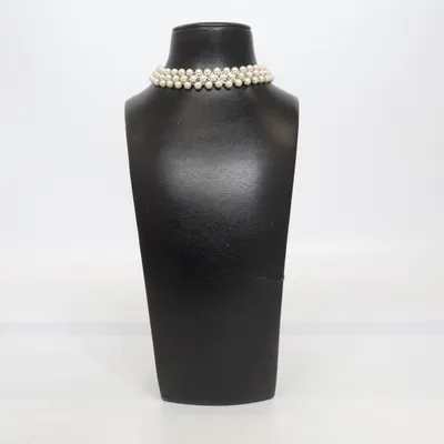 Choker (Vit, Guldfärgad) från Stadsmissionen Okänd metall