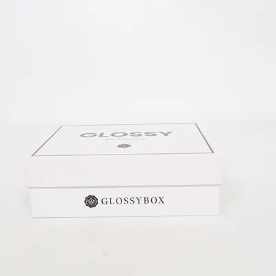 Ask (Vit, Svart) från GlossyBox