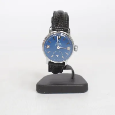 Montre (Bleu, Noir) de Delta