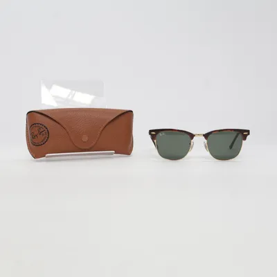 Solglasögon (RB 3016 Clubmaster) från Ray-Ban